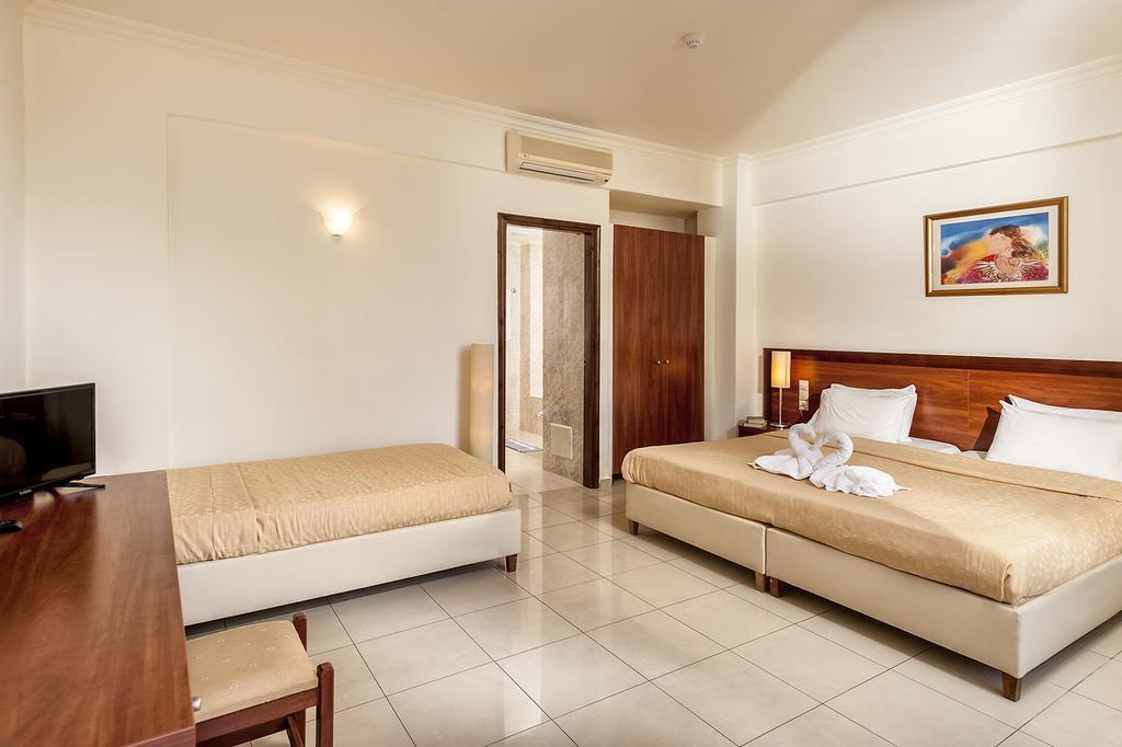 Adelais Hotel Tavronítisz Kültér fotó